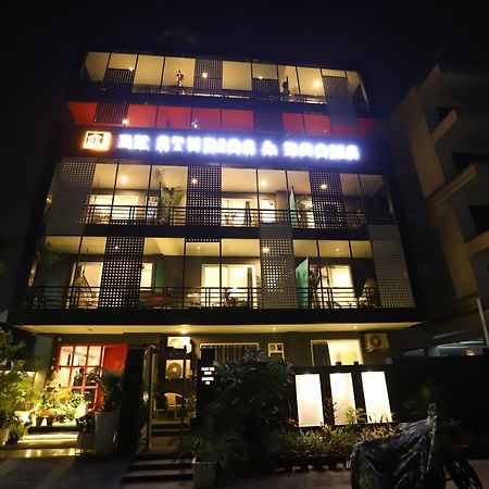 Bk Studio Hotel Gurgaon Exterior photo